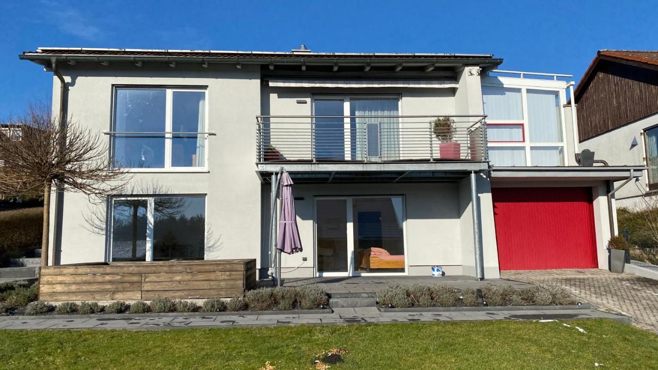 Fewo Luxus Wohnung Im Eigenen Ferienhaus, 120 Qm, Naehe Regensburg Mit Balkon, Terrasse & Garten, Gute Zuganbindung Laaber Экстерьер фото