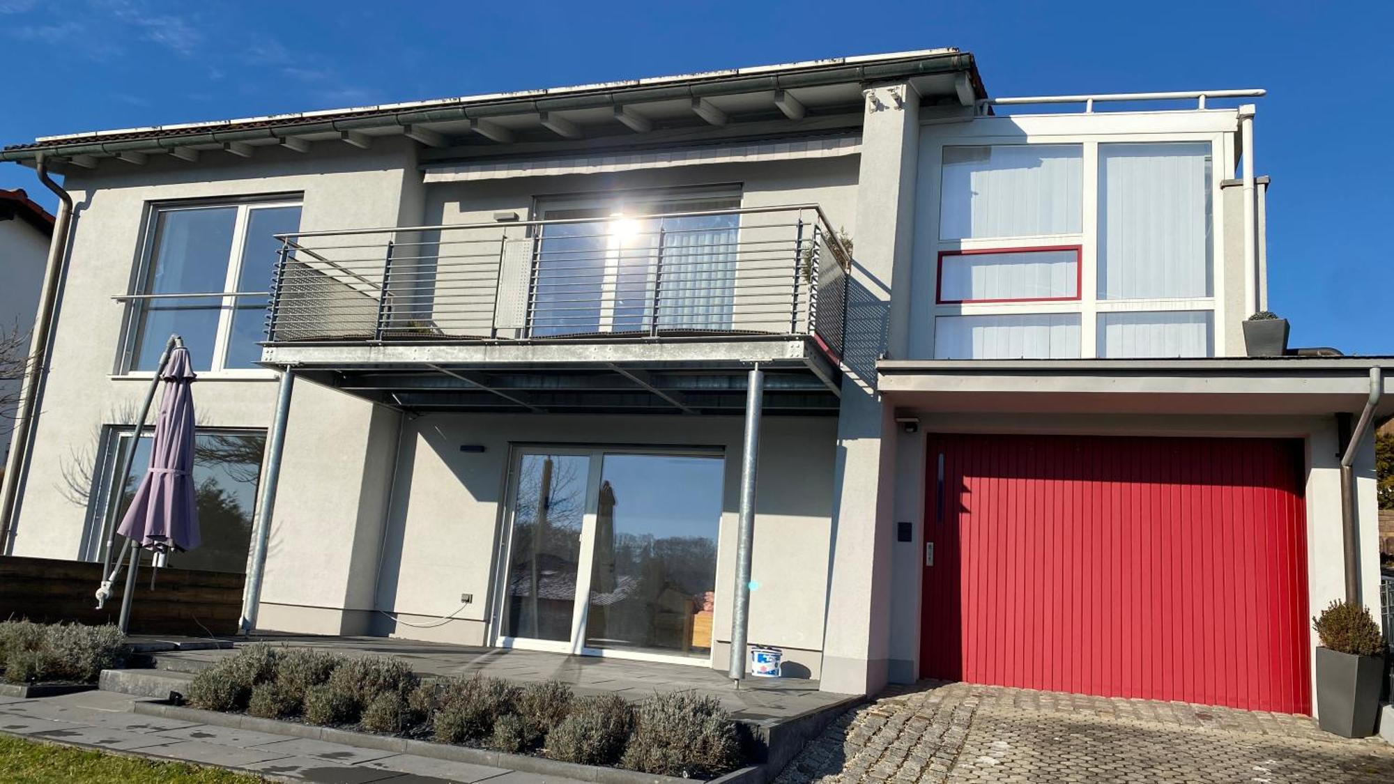 Fewo Luxus Wohnung Im Eigenen Ferienhaus, 120 Qm, Naehe Regensburg Mit Balkon, Terrasse & Garten, Gute Zuganbindung Laaber Экстерьер фото